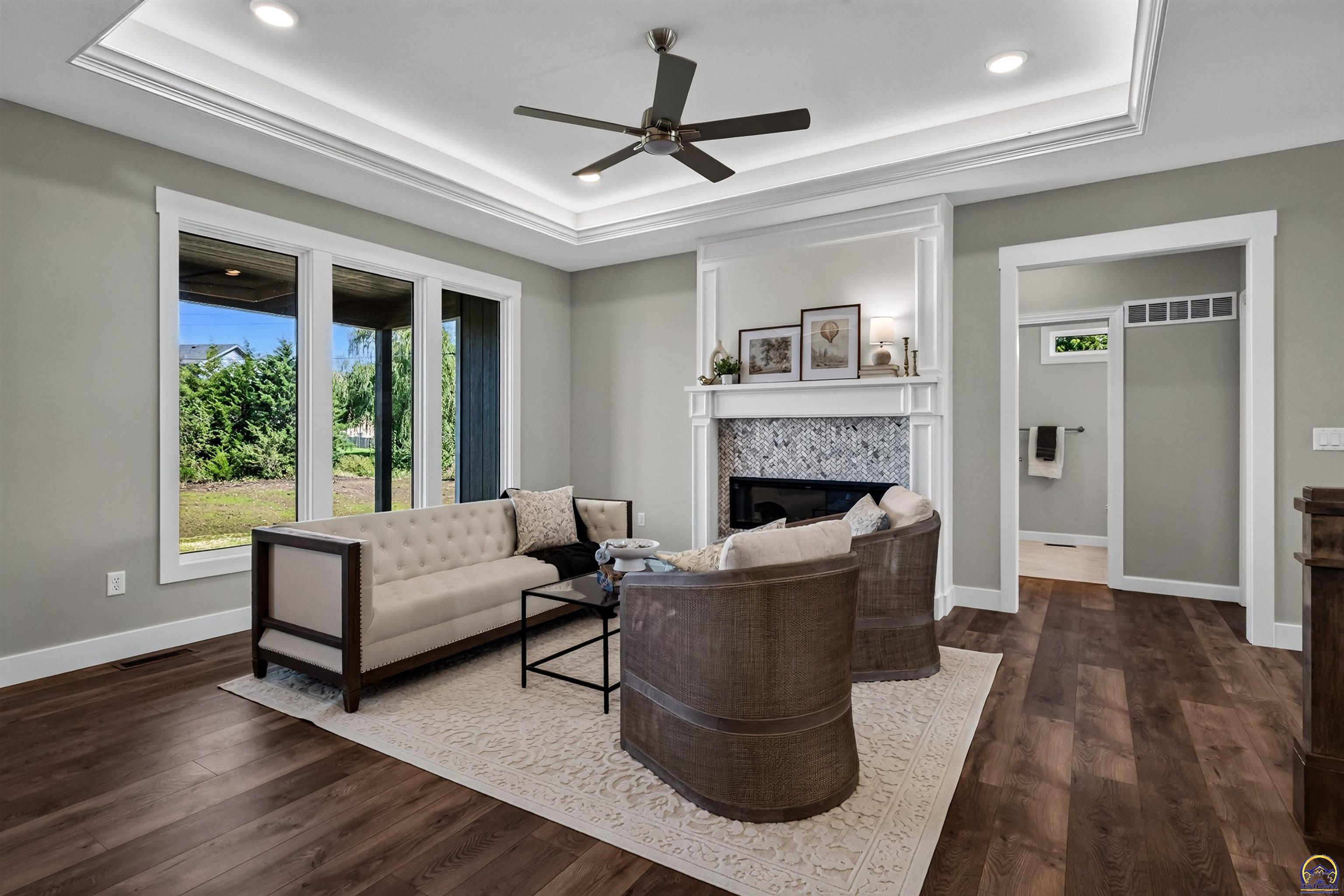 2616 SW Sherwood Park DR