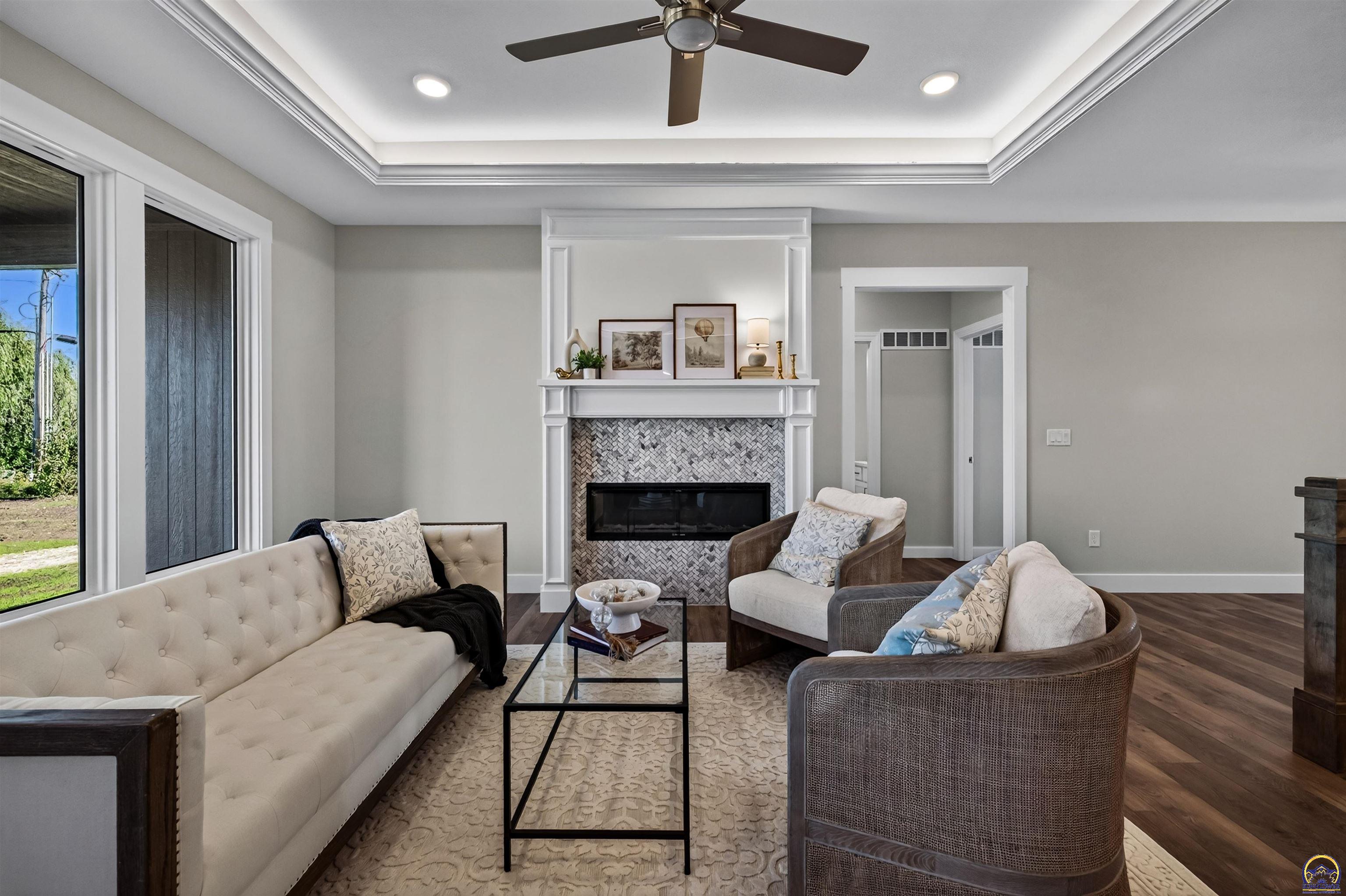 2616 SW Sherwood Park DR