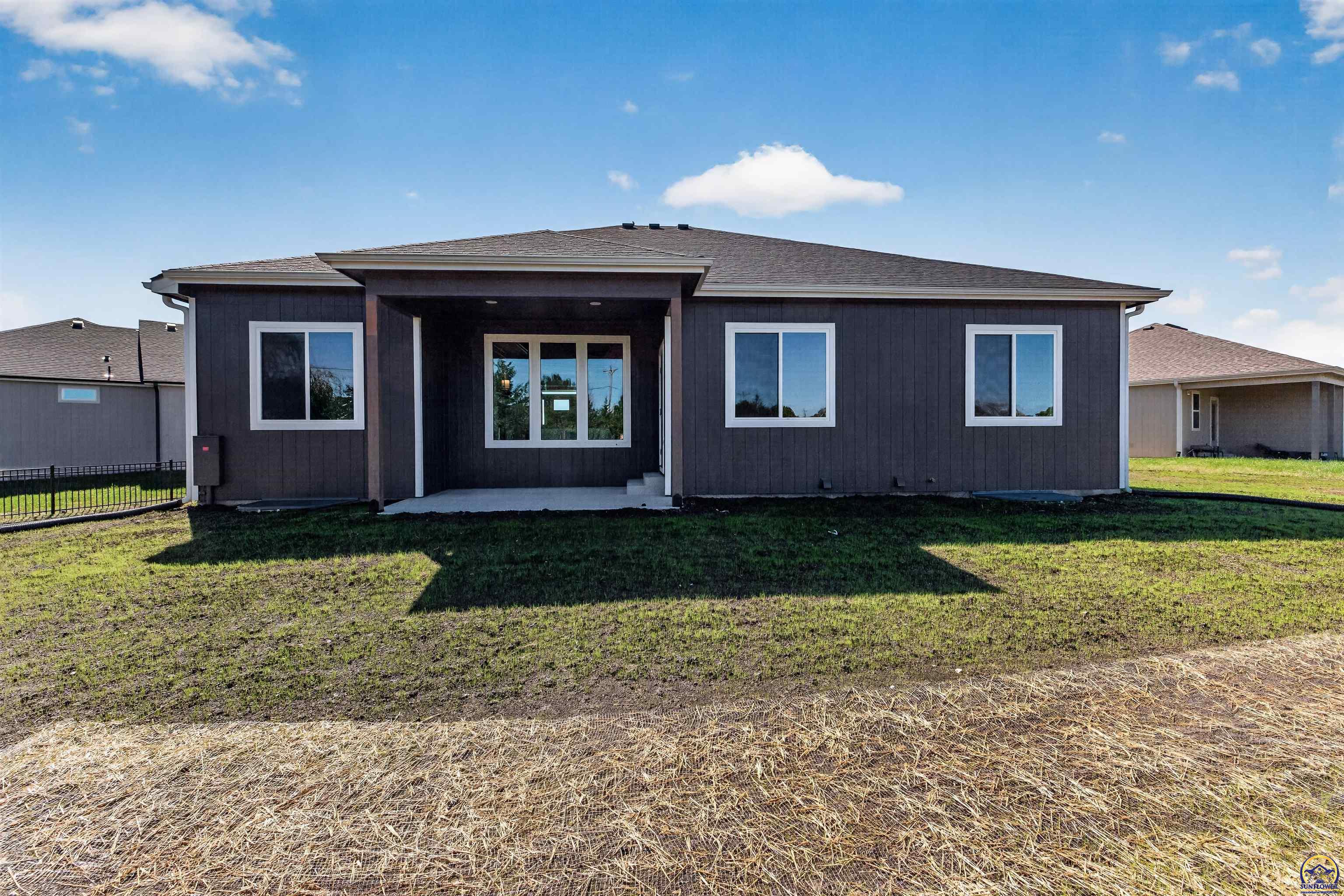 2616 SW Sherwood Park DR