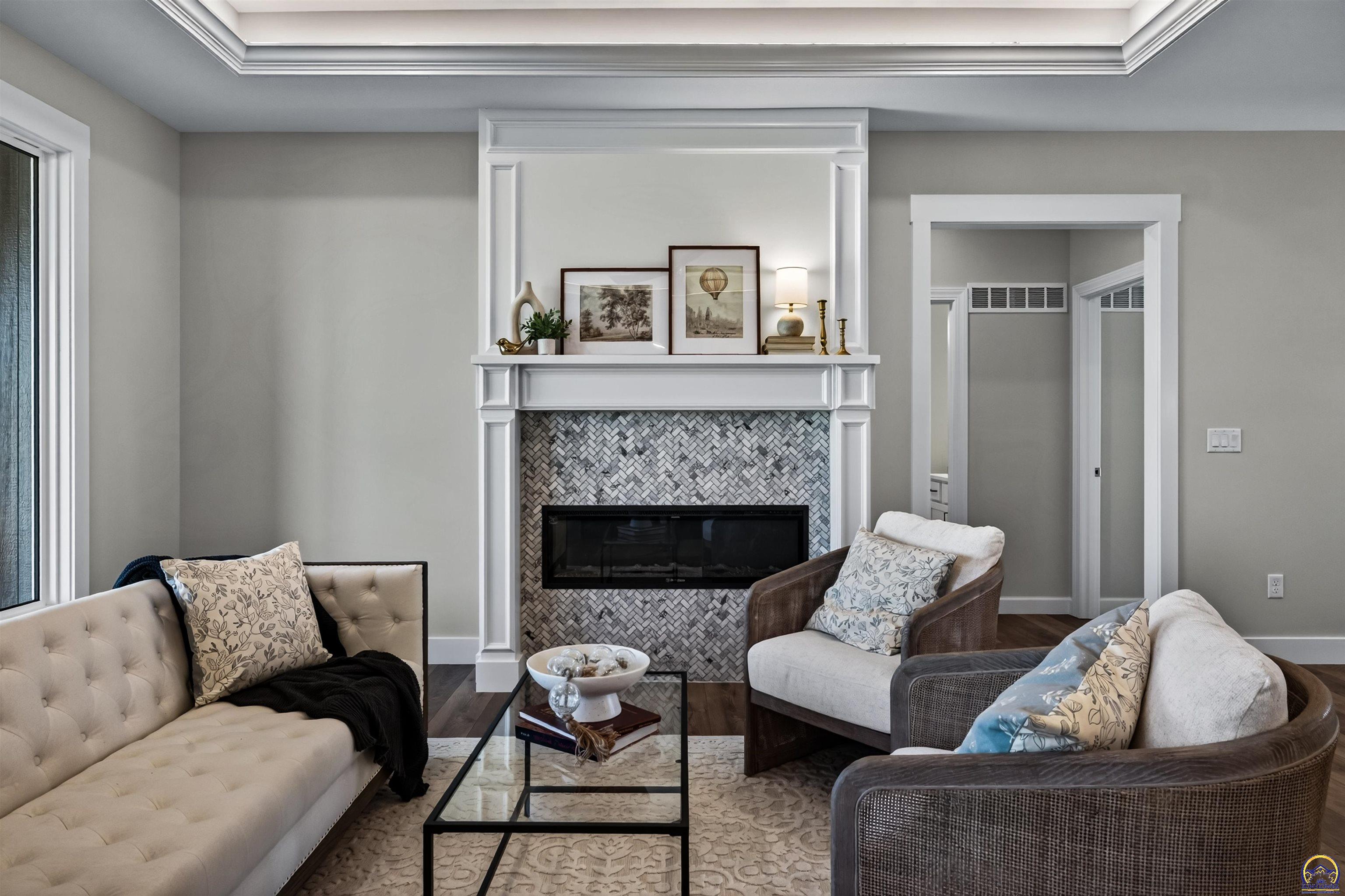 2616 SW Sherwood Park DR