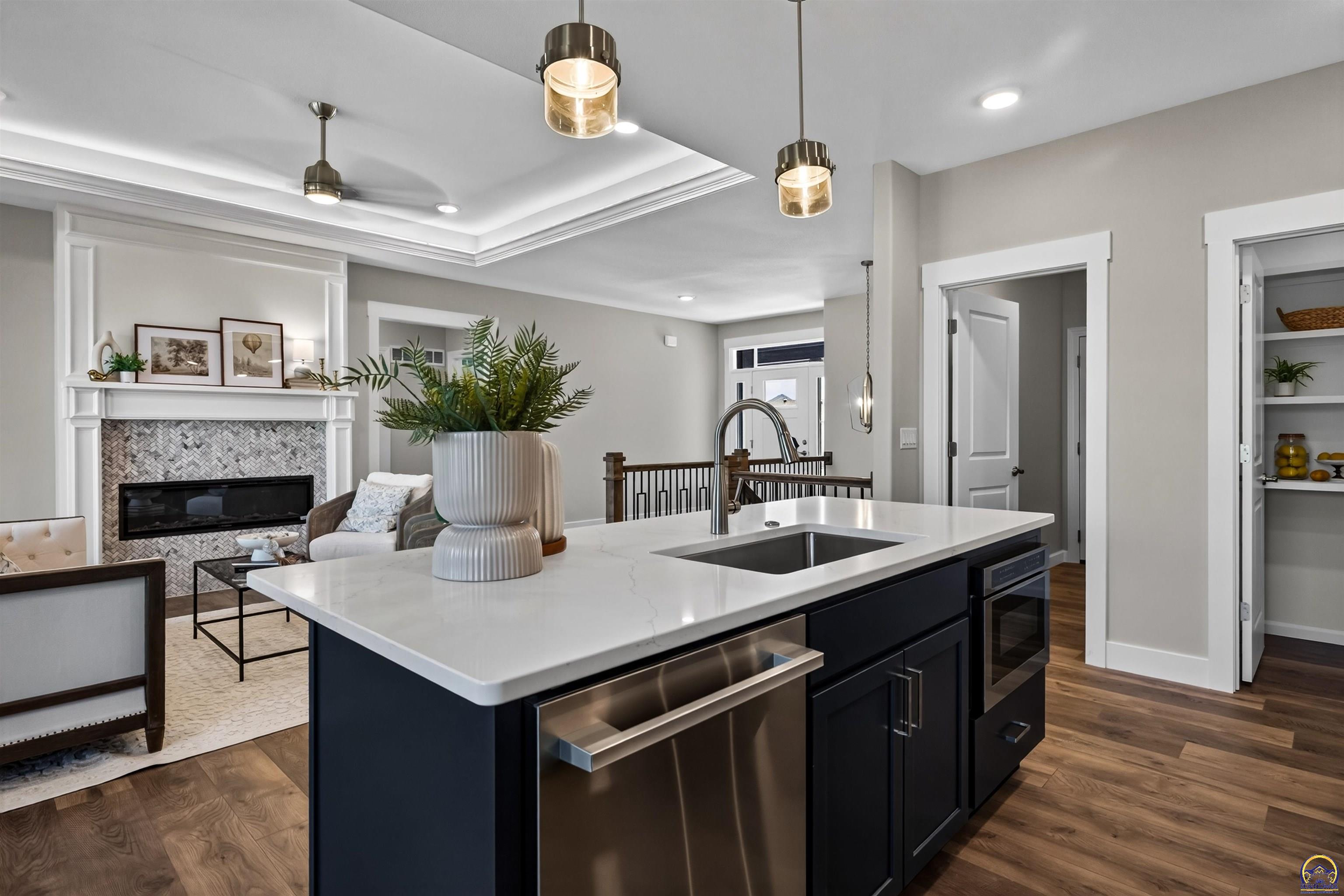2616 SW Sherwood Park DR