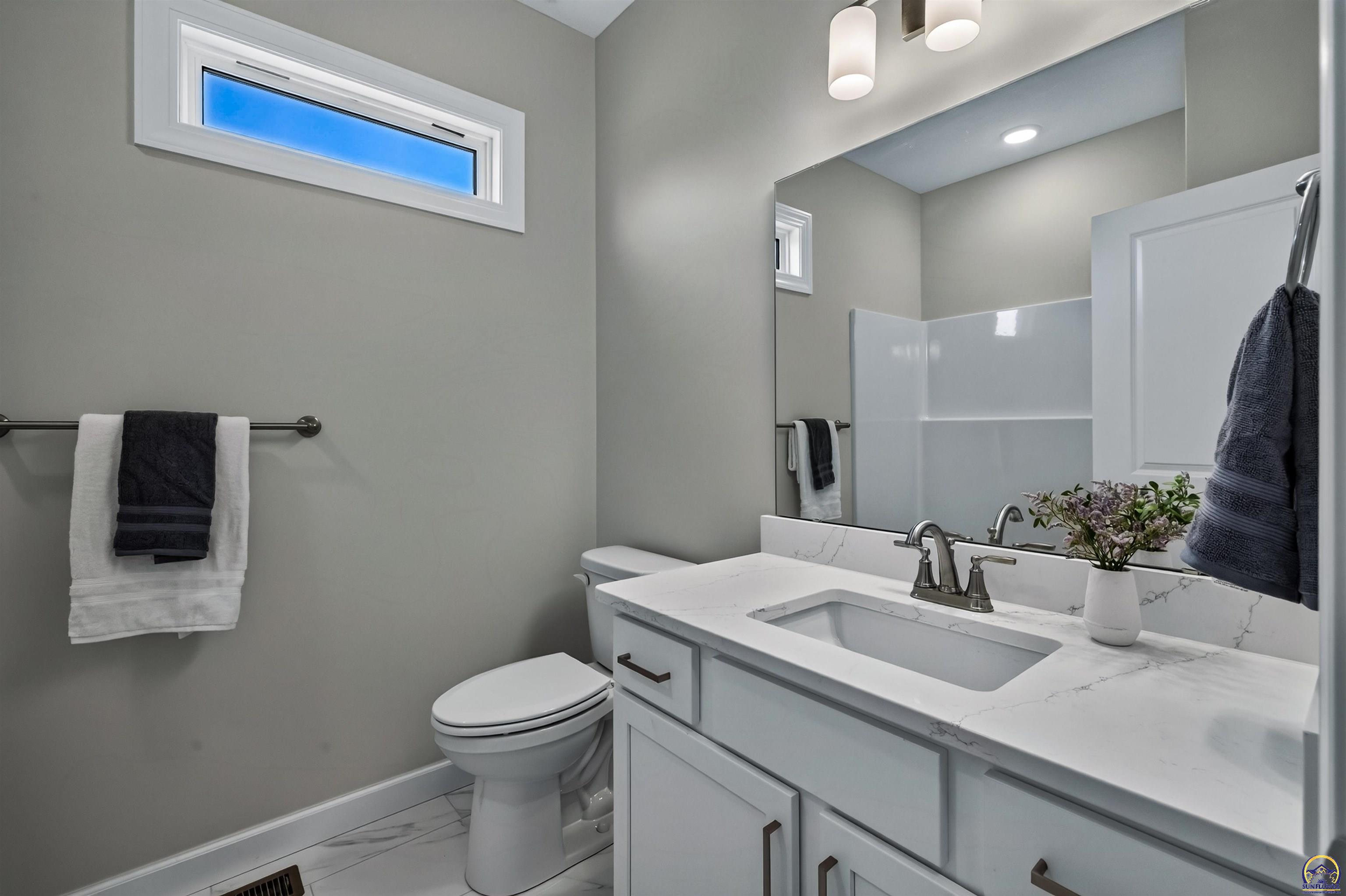 2616 SW Sherwood Park DR