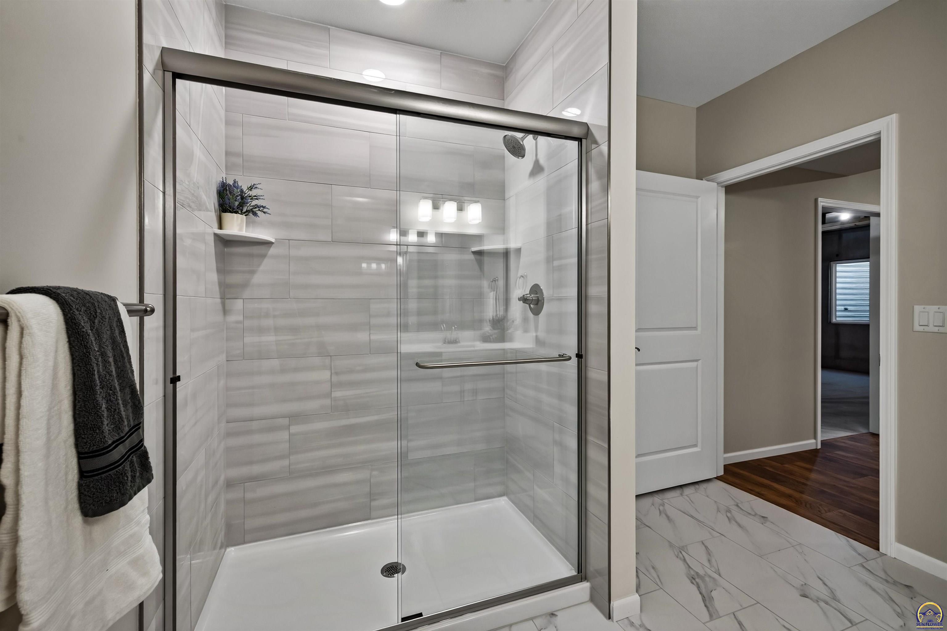 2616 SW Sherwood Park DR
