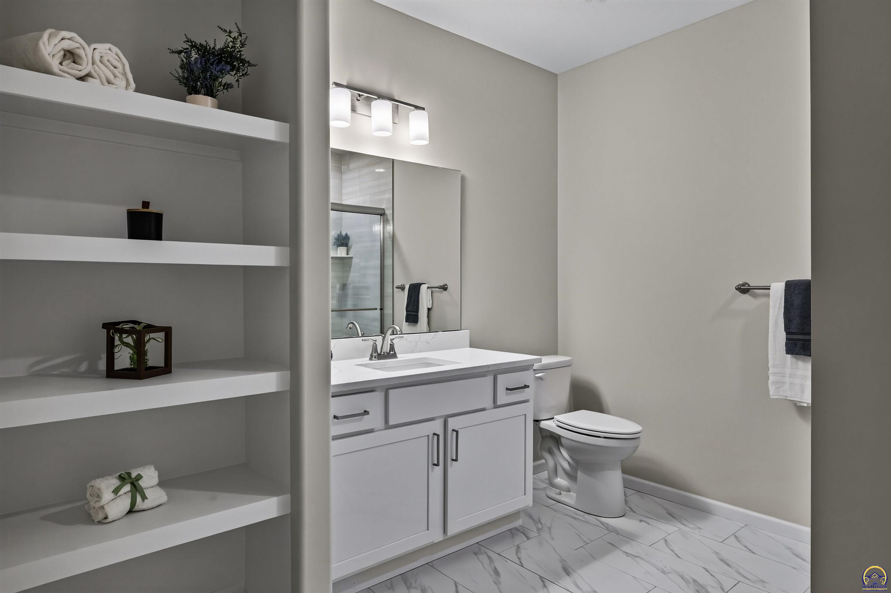 2616 SW Sherwood Park DR