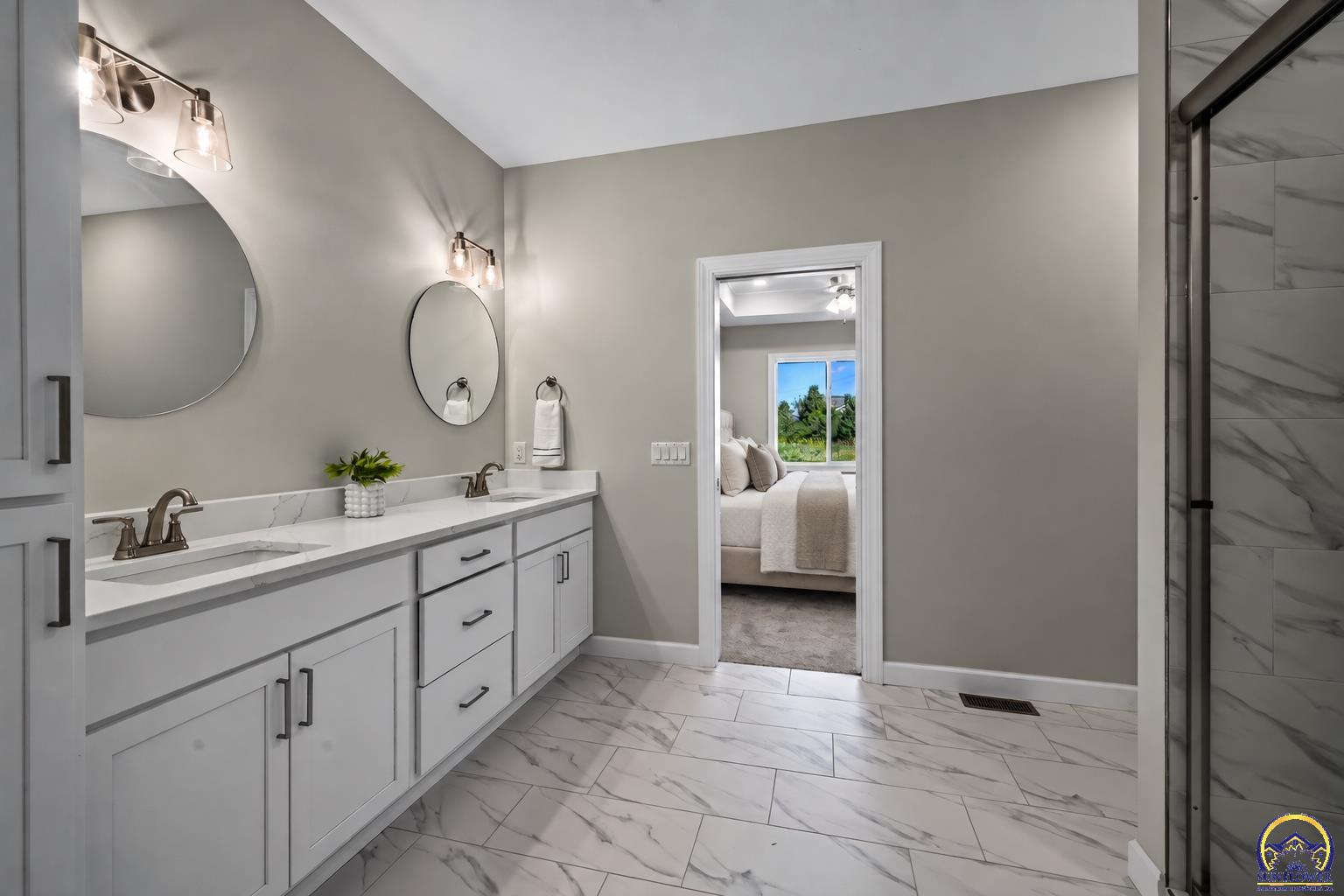 2616 SW Sherwood Park DR