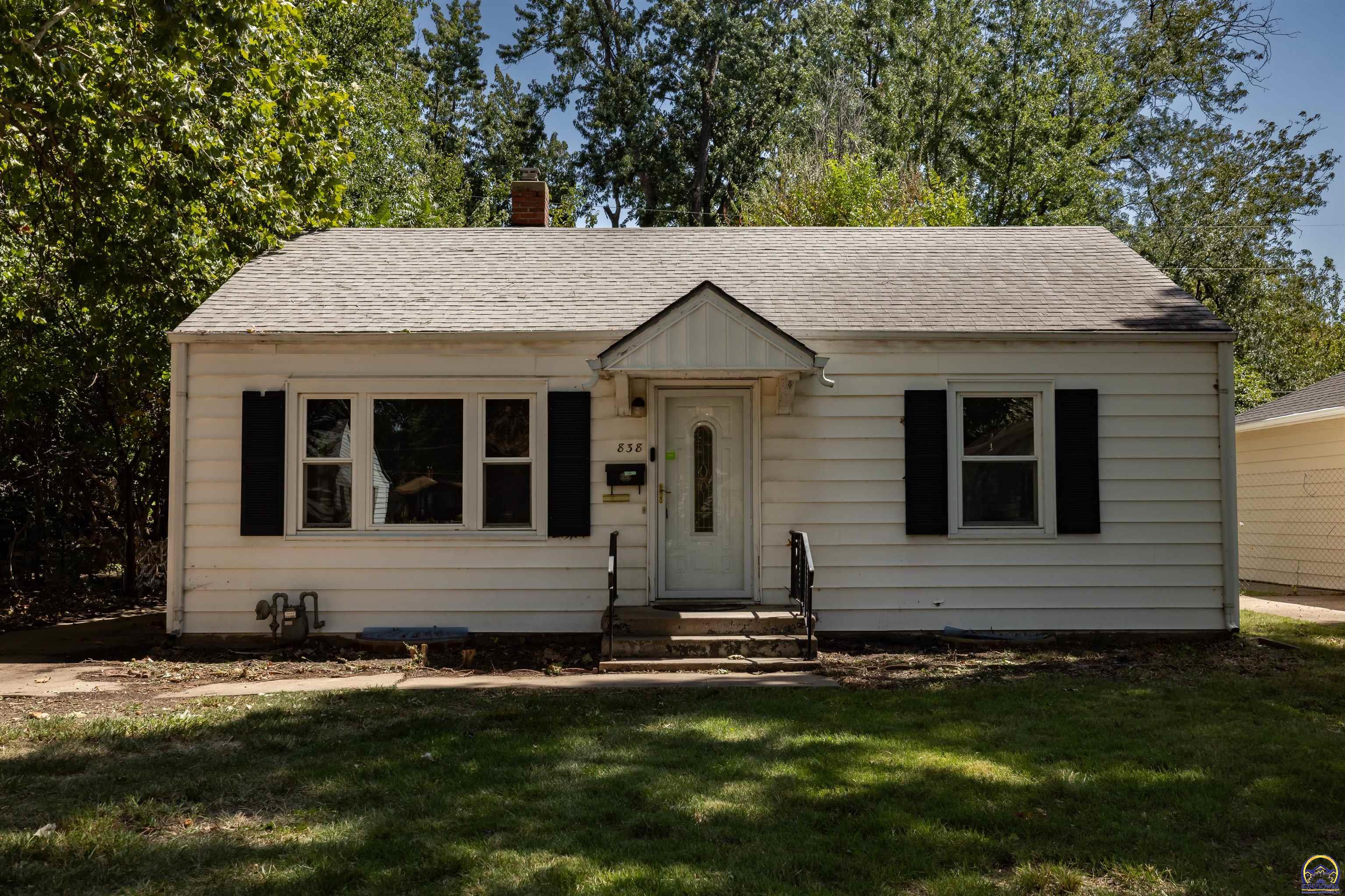 838 SW Webster AVE