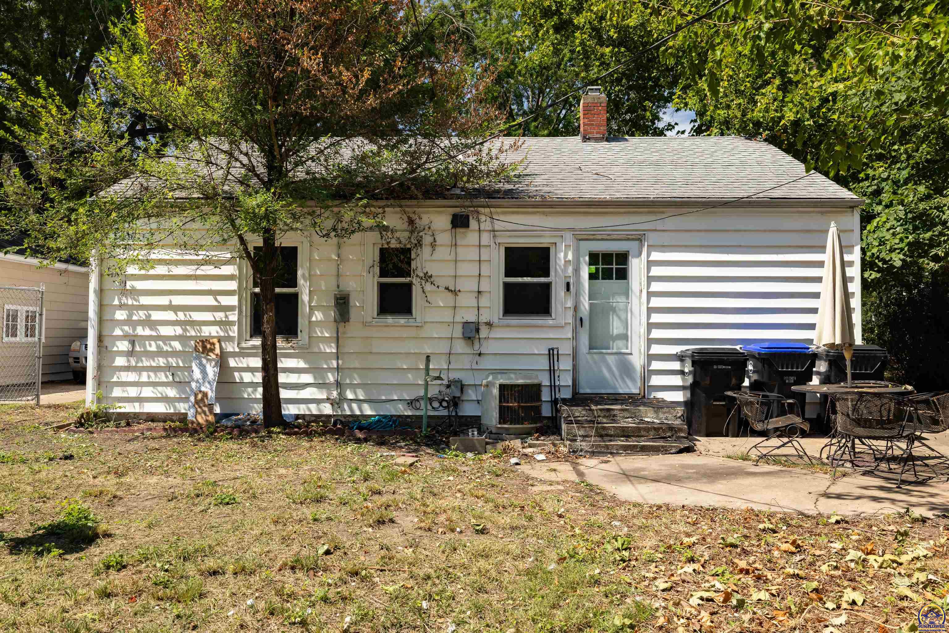 838 SW Webster AVE
