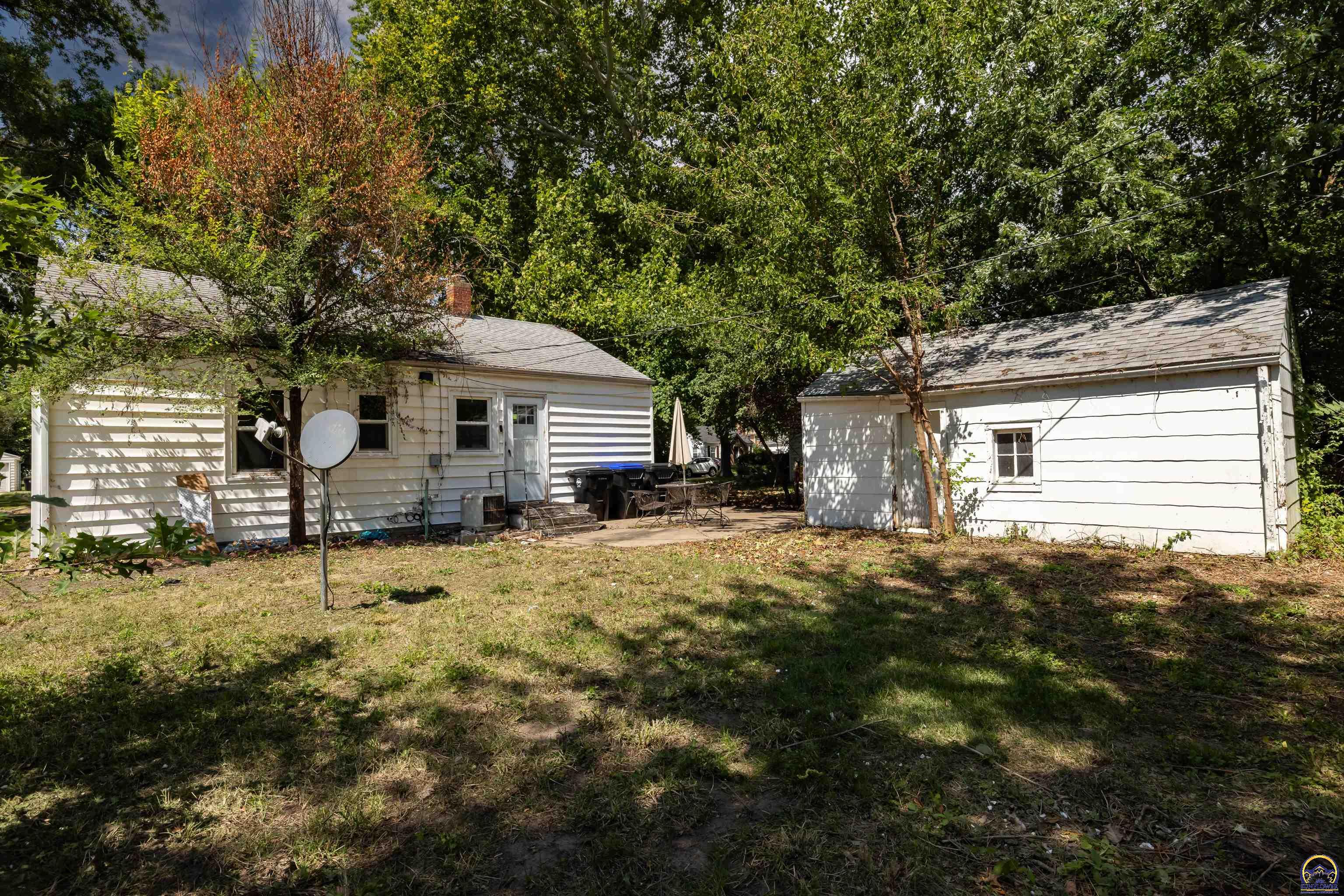 838 SW Webster AVE