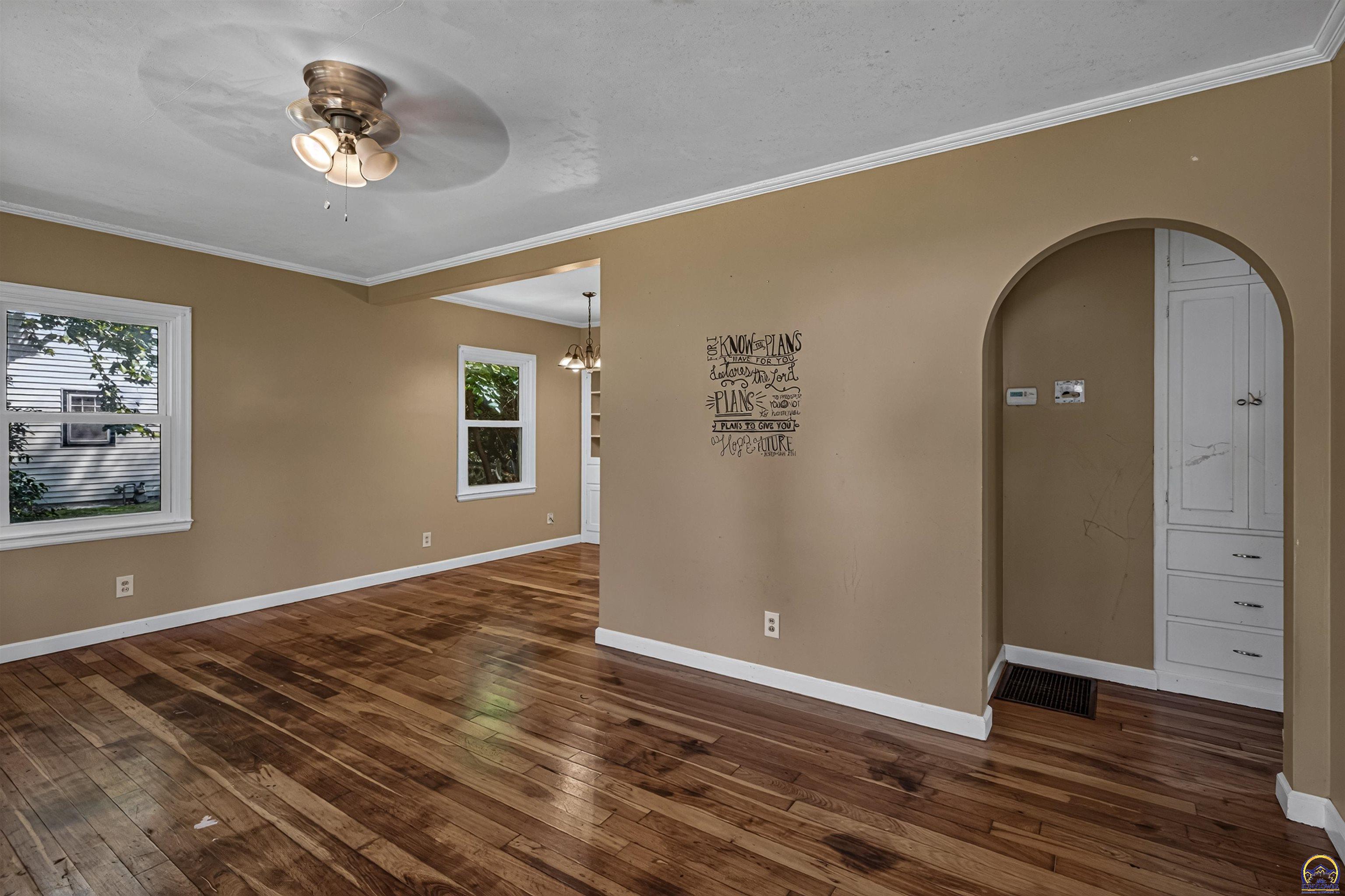 838 SW Webster AVE