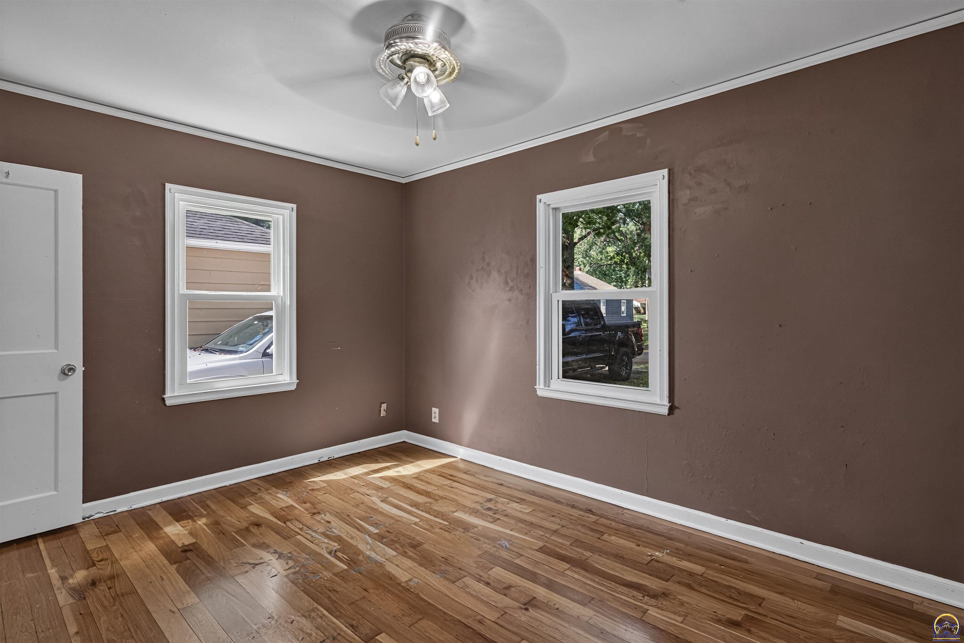 838 SW Webster AVE