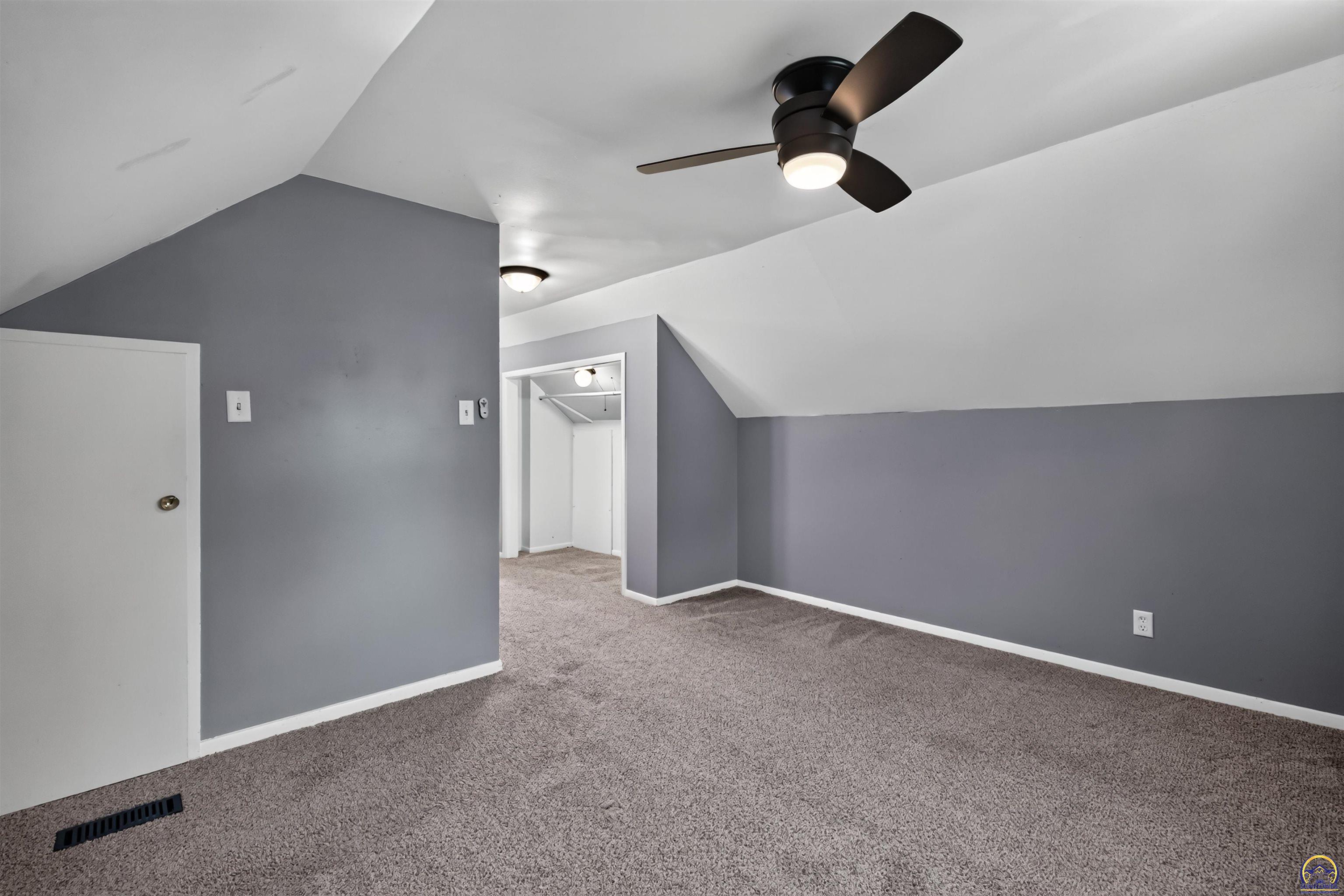 510 SW Merriam CT