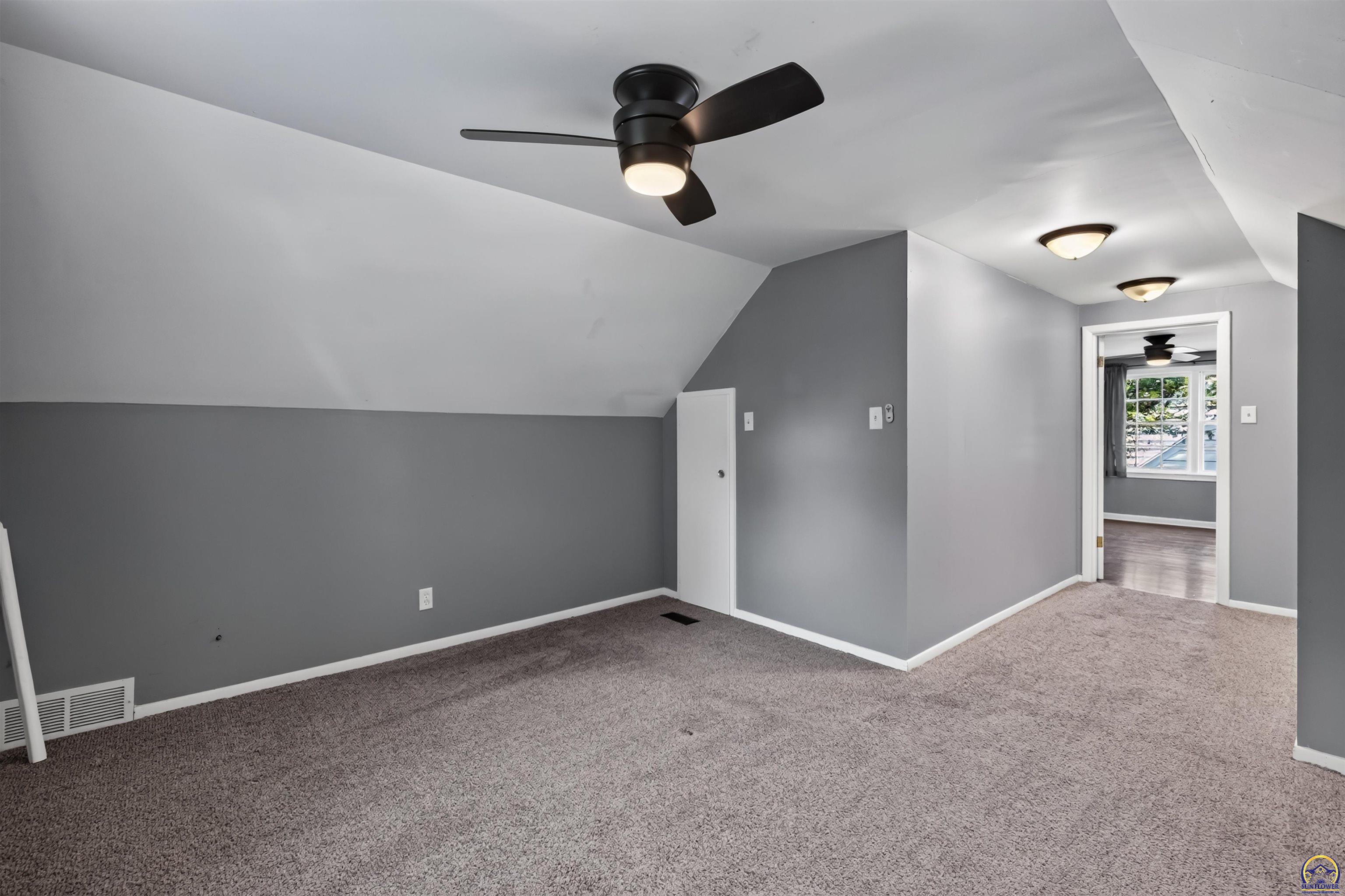 510 SW Merriam CT