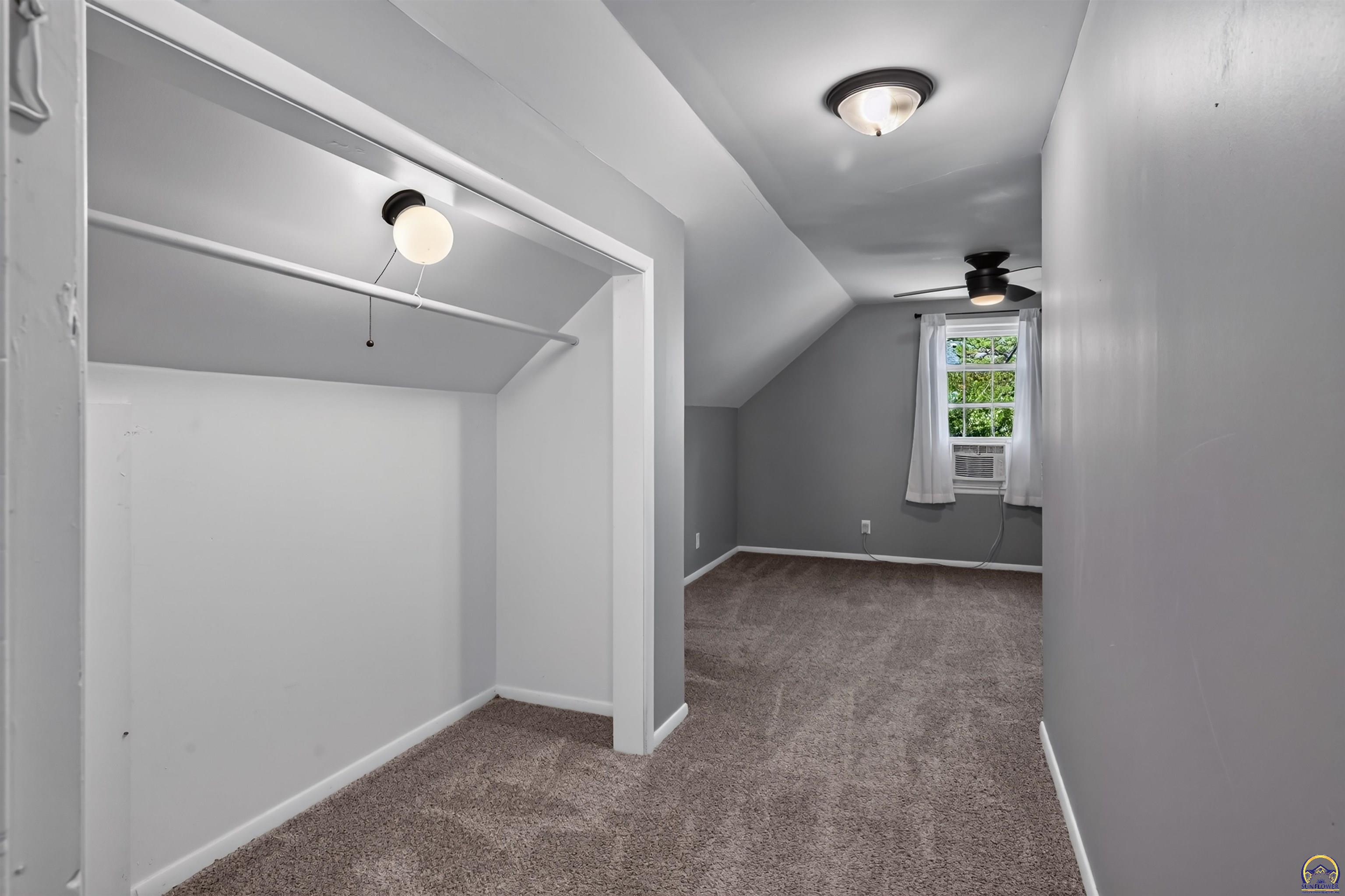 510 SW Merriam CT