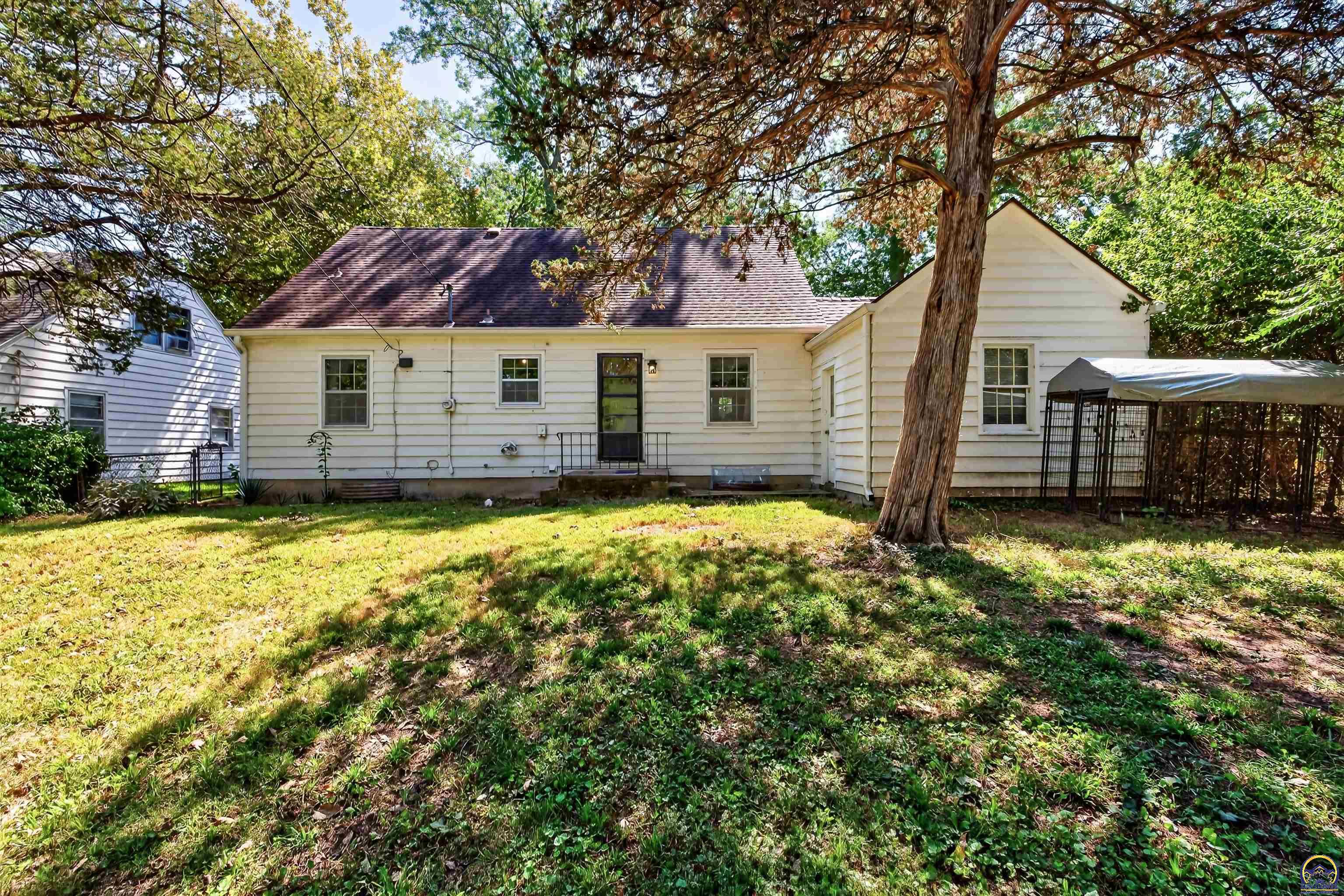 510 SW Merriam CT