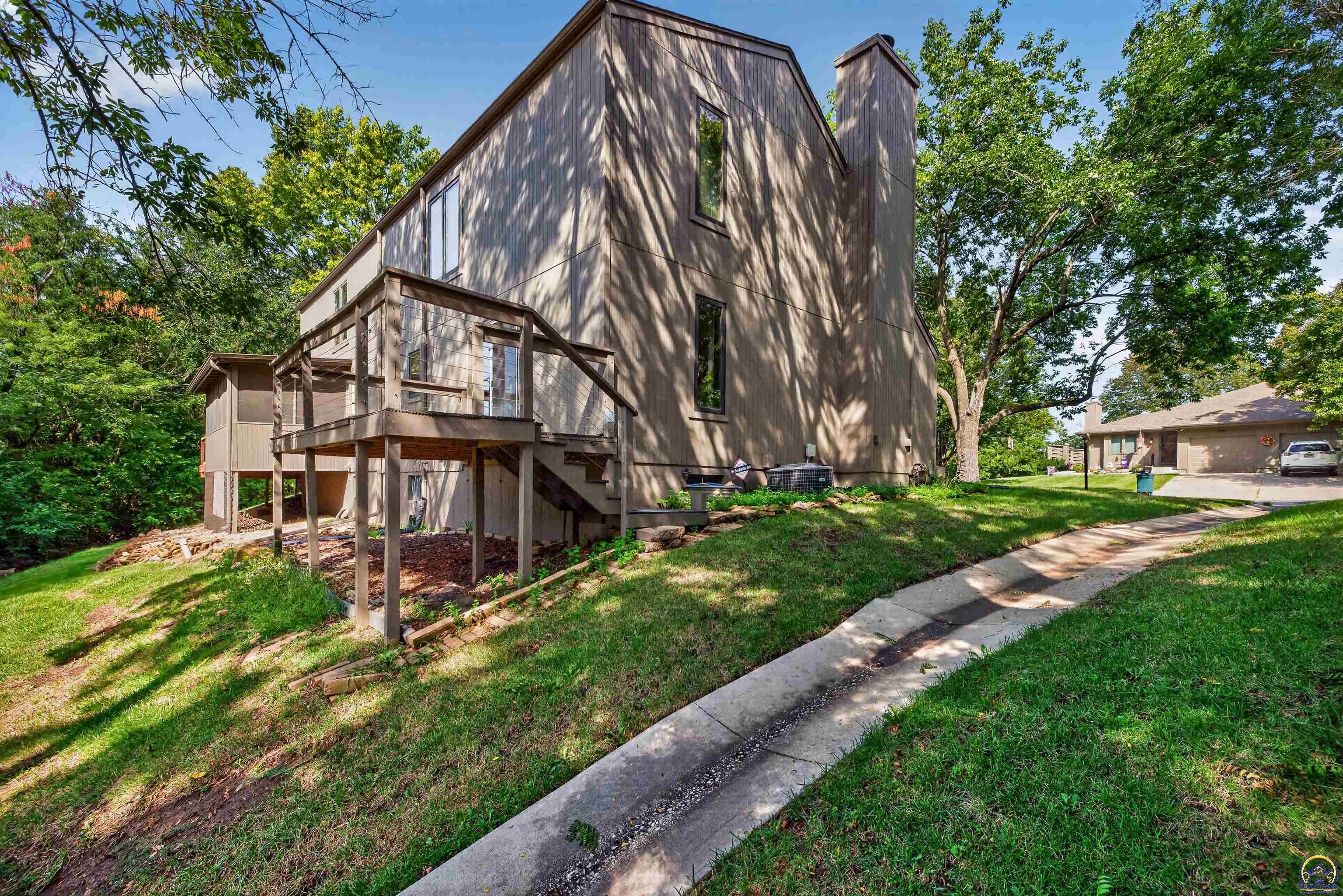 5561 SW Stonegate CT