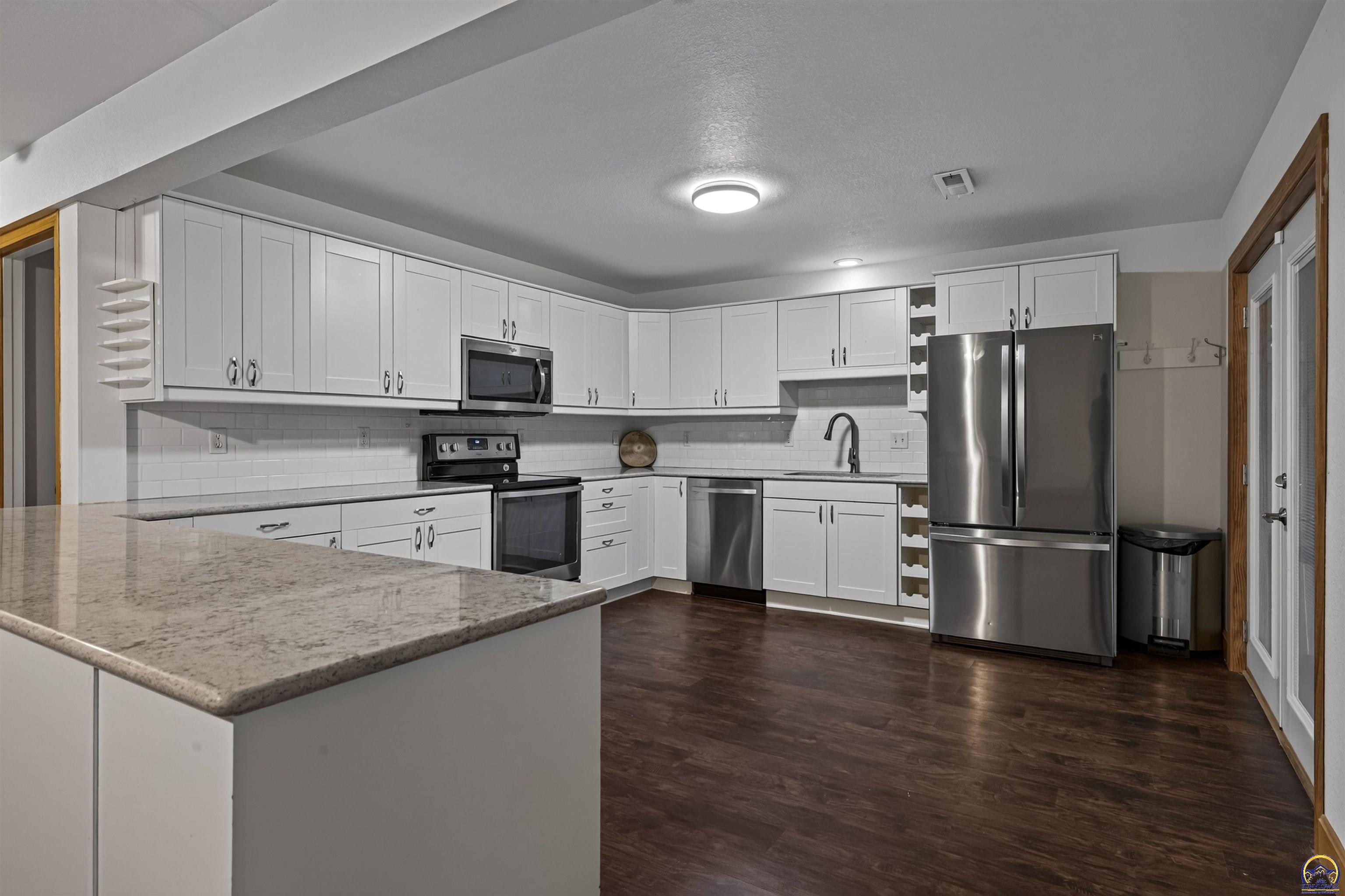 597 N 1600 RD