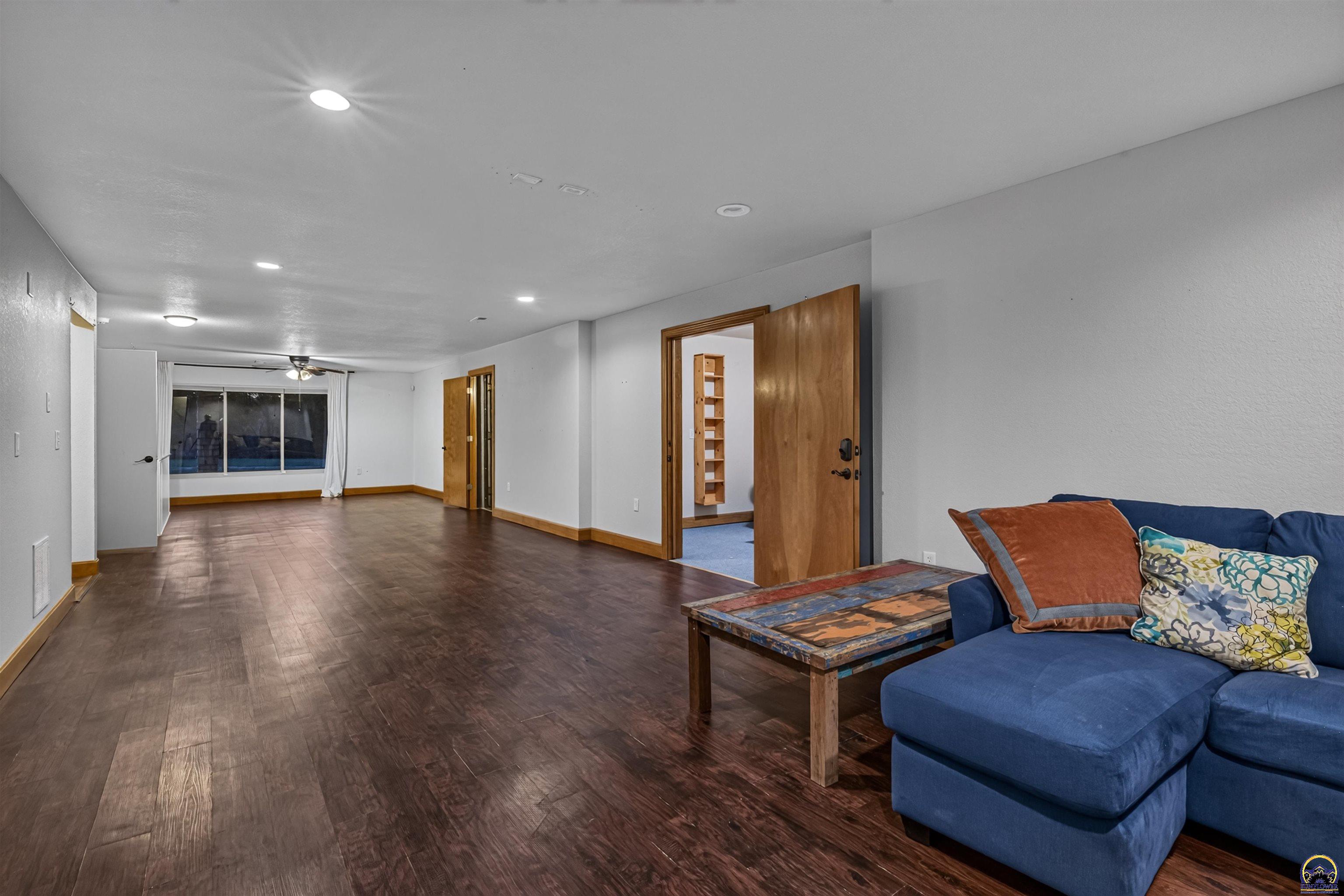 597 N 1600 RD