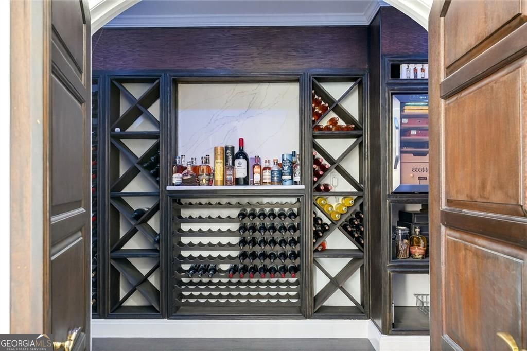 1026 Quaker Ridge Way