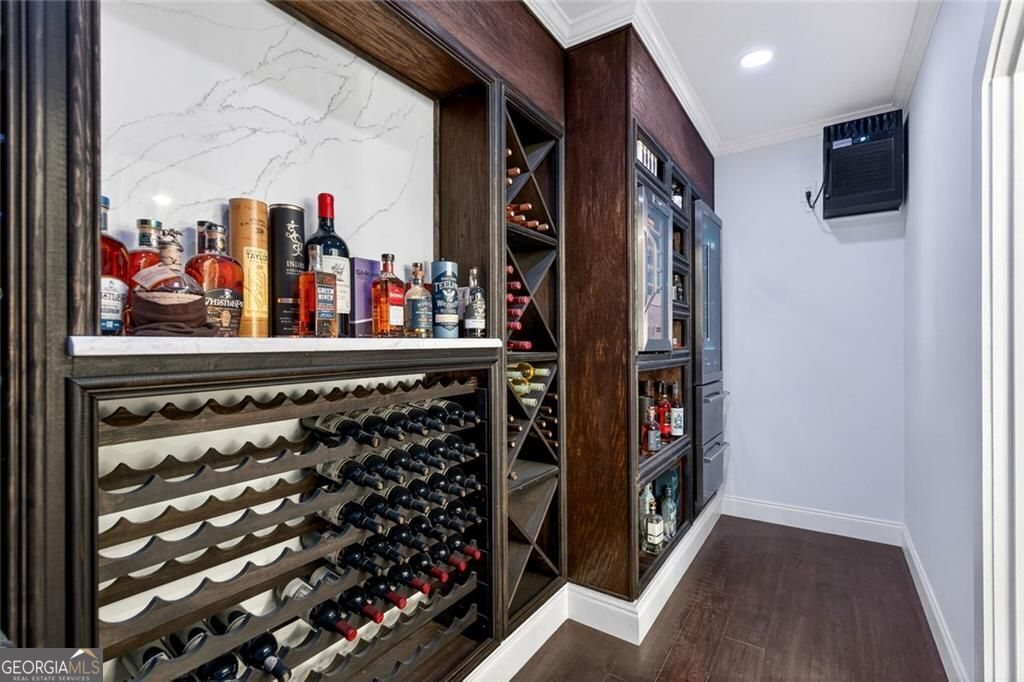 1026 Quaker Ridge Way