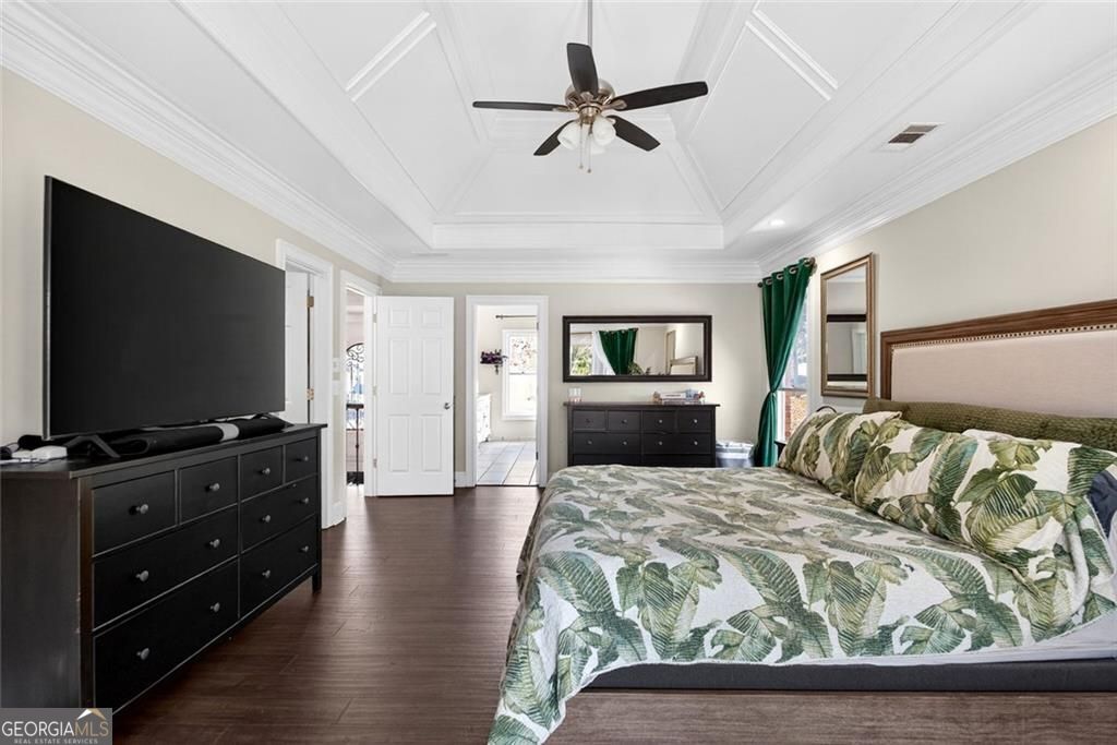 1026 Quaker Ridge Way