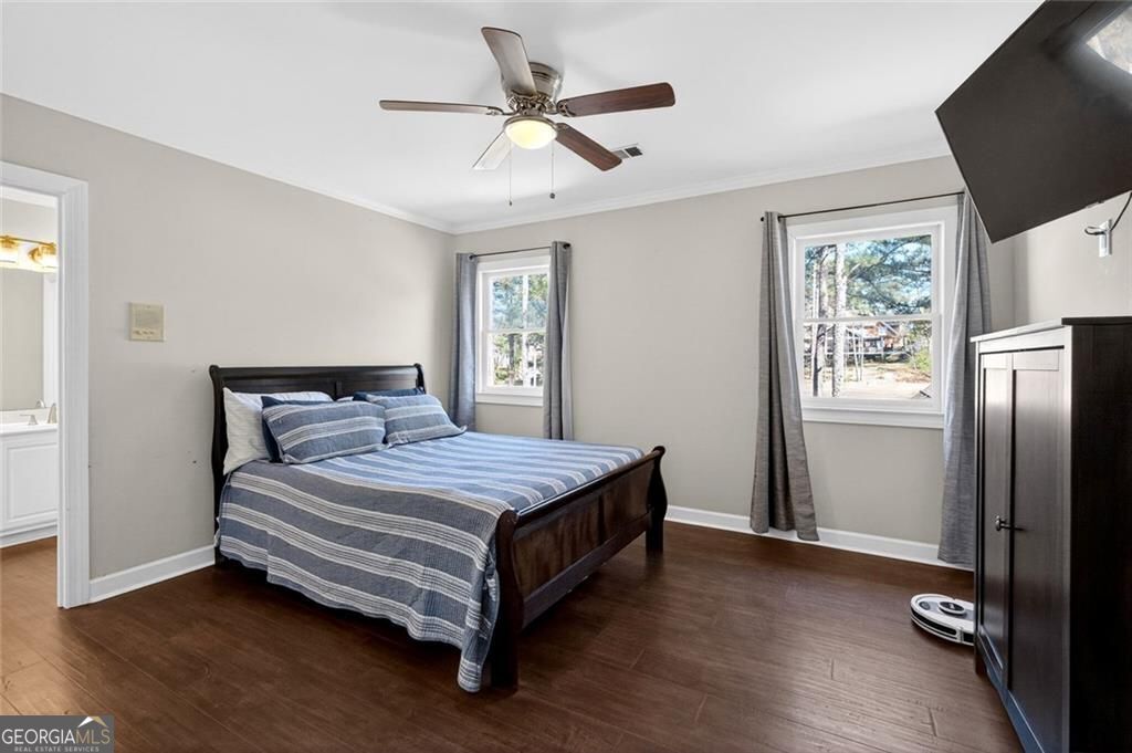 1026 Quaker Ridge Way