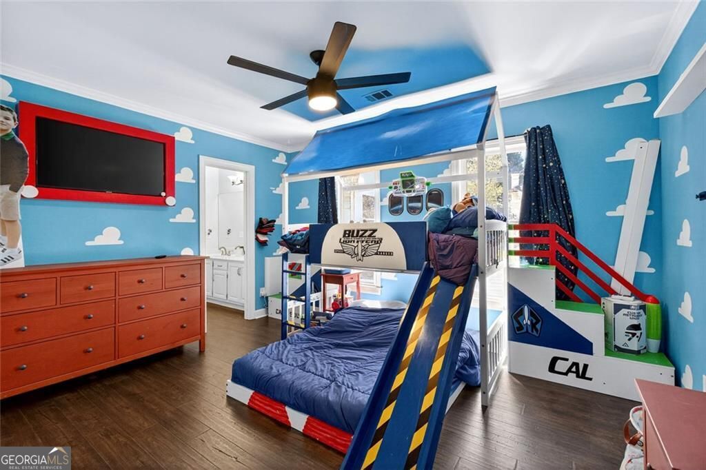 1026 Quaker Ridge Way