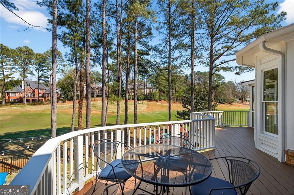 1026 Quaker Ridge Way