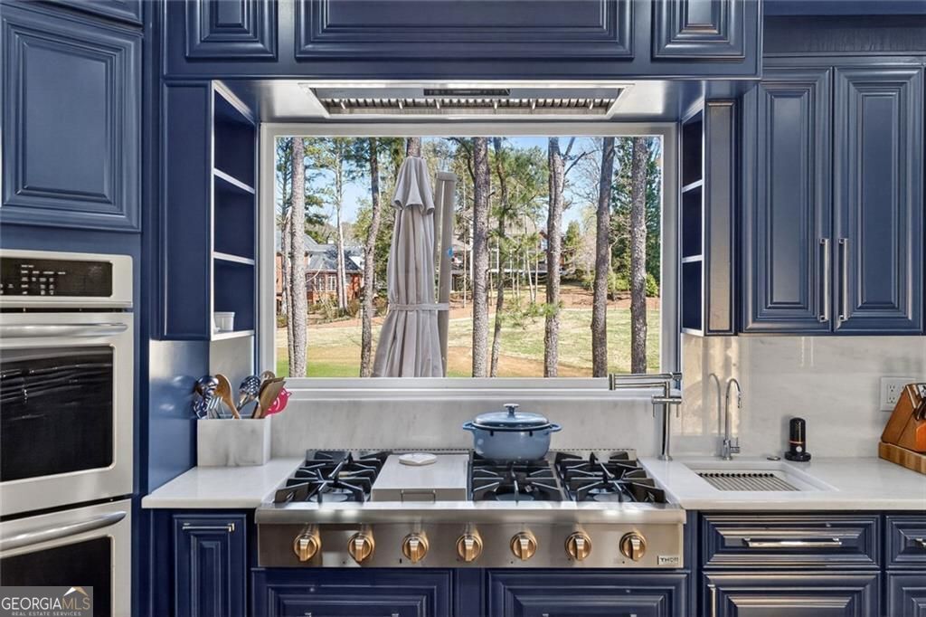 1026 Quaker Ridge Way