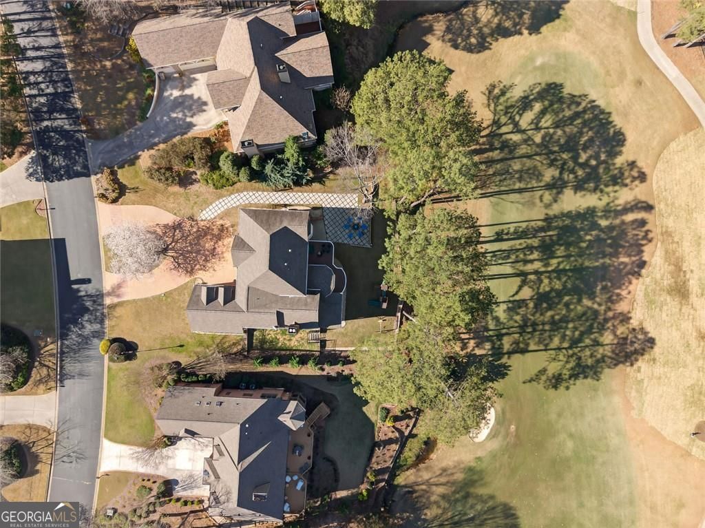 1026 Quaker Ridge Way