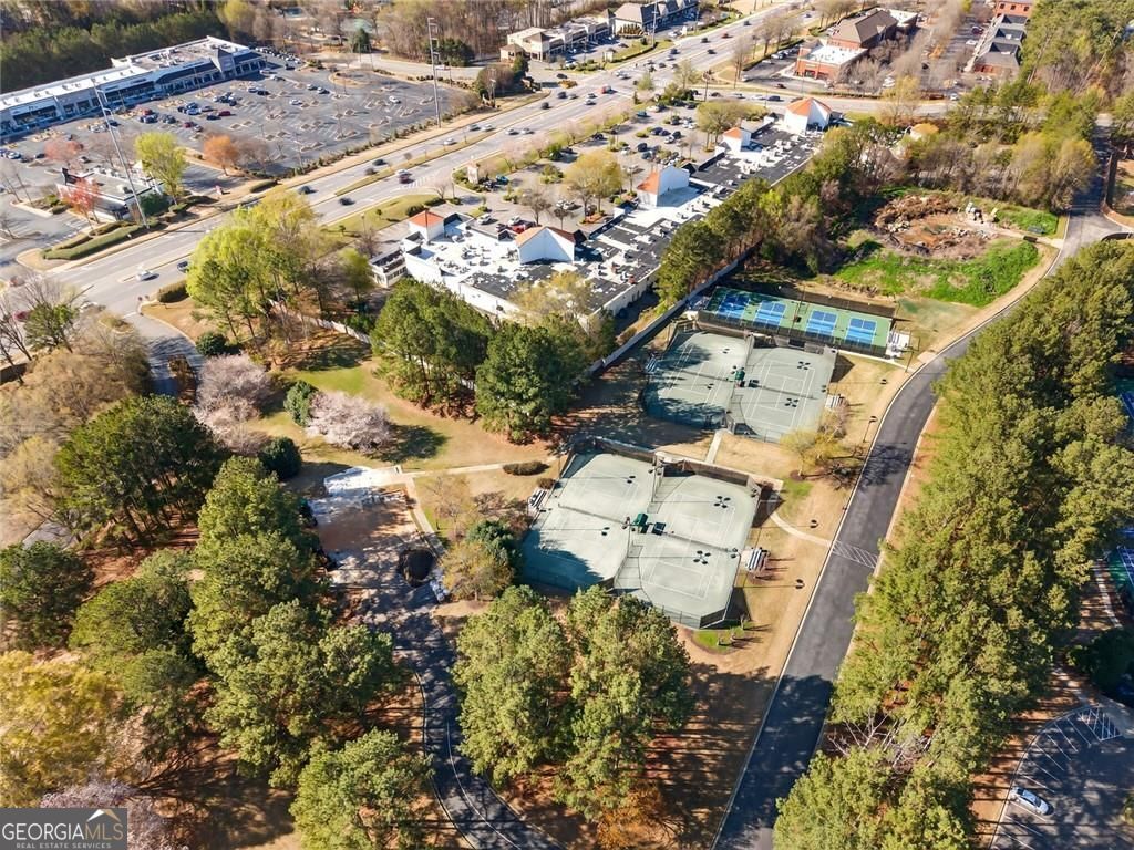 1026 Quaker Ridge Way