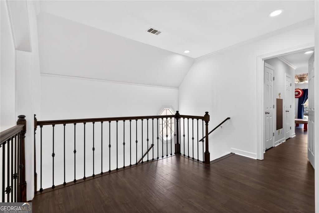 1026 Quaker Ridge Way