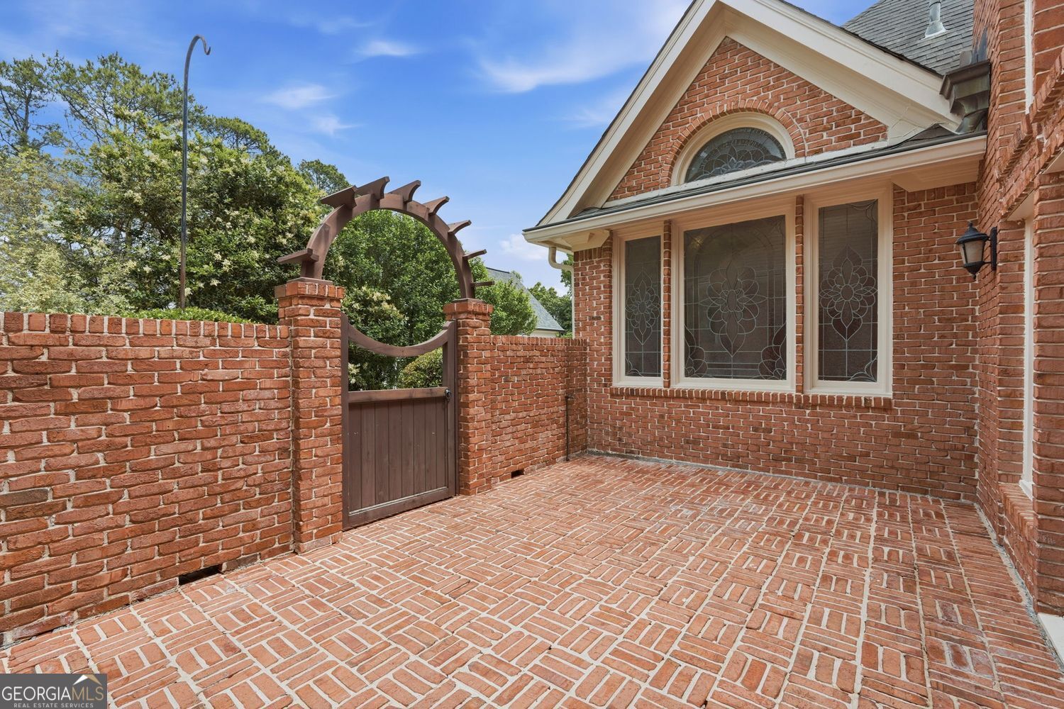 104 Oakland Hills Court