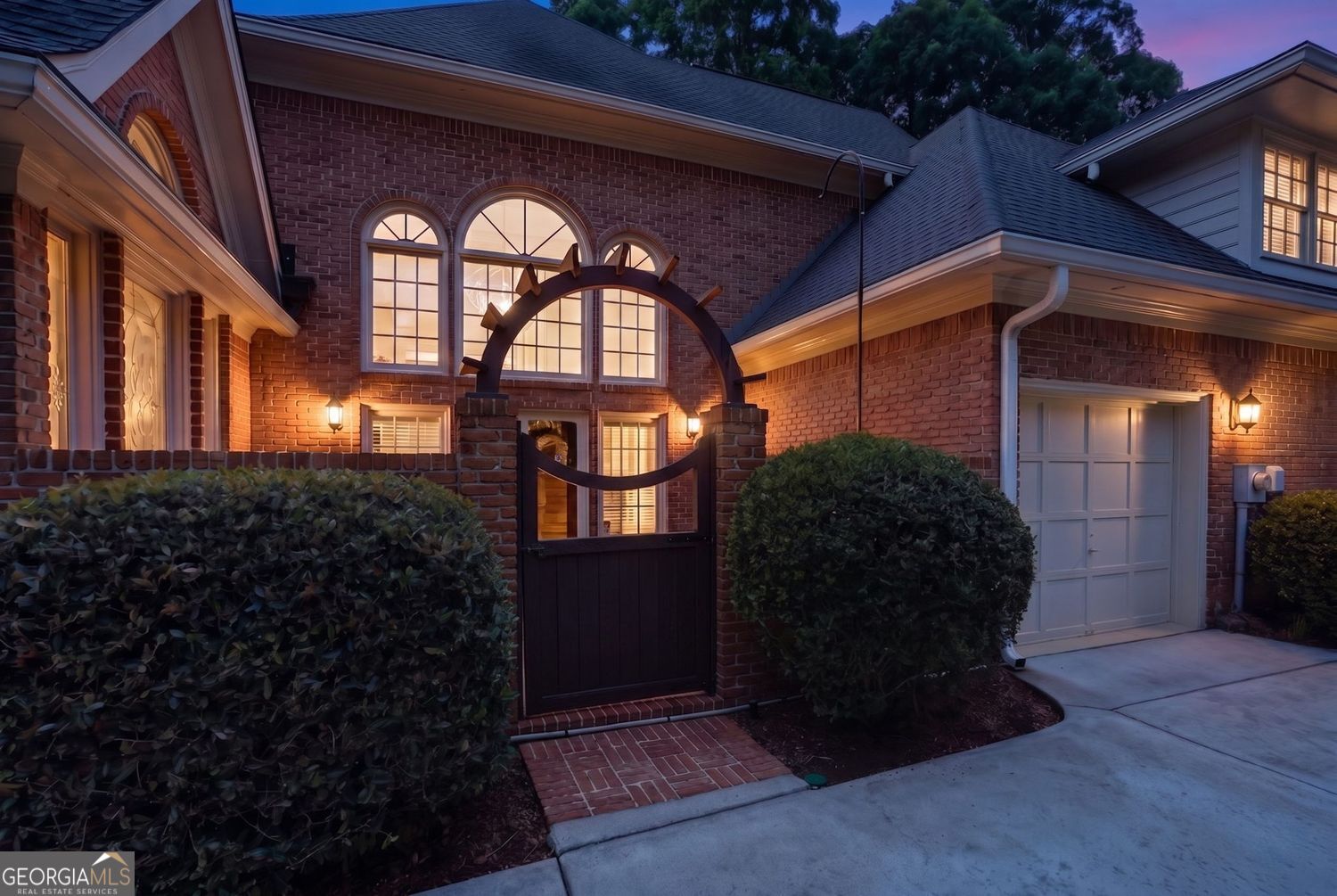 104 Oakland Hills Court