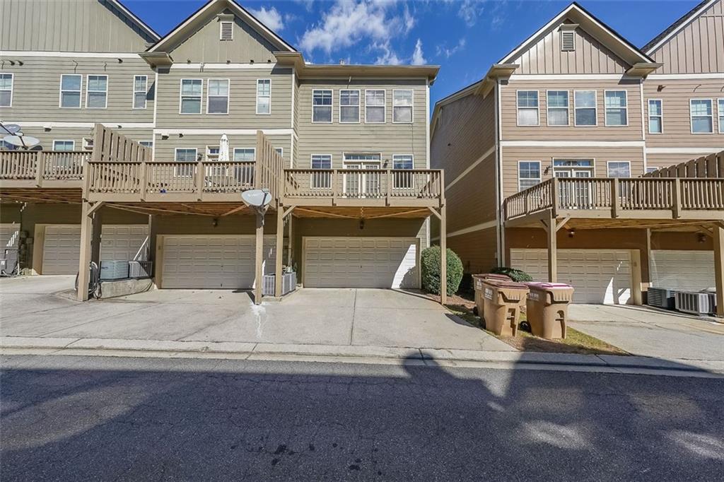 671 Village Field Ct