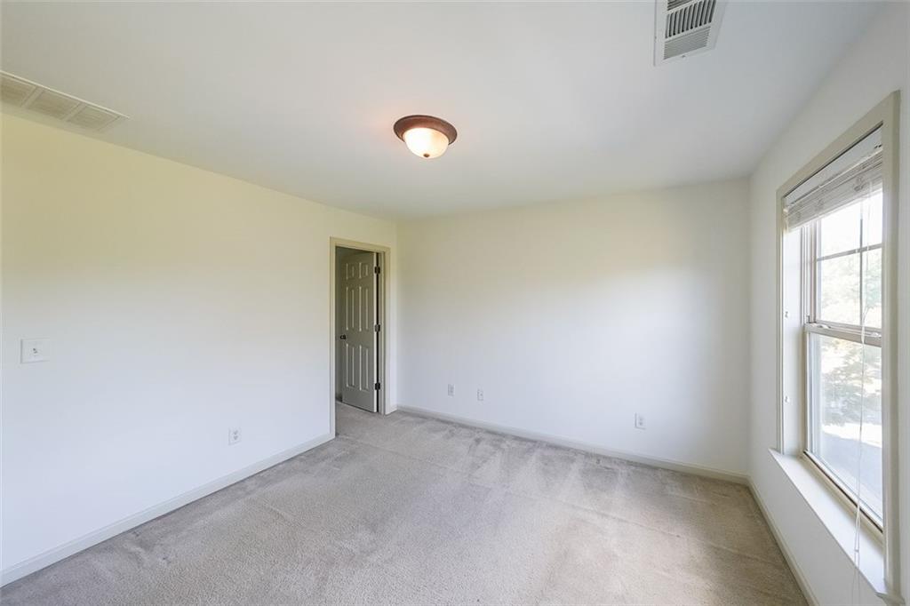 671 Village Field Ct