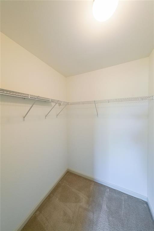 671 Village Field Ct