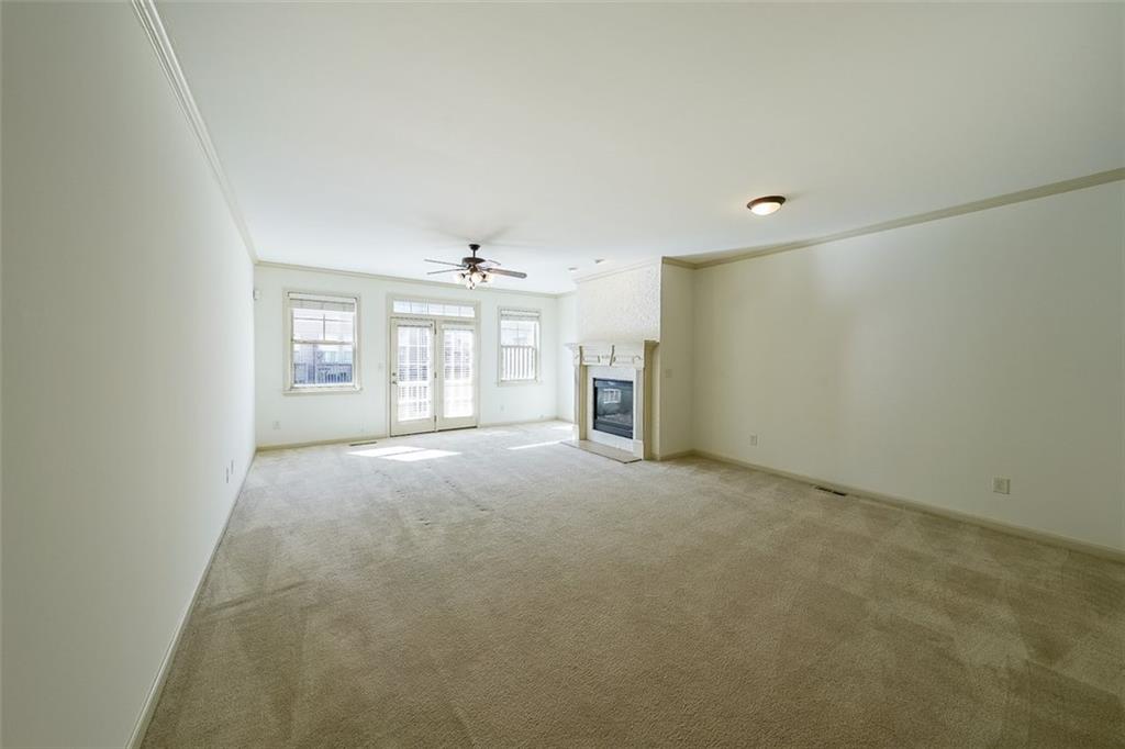 671 Village Field Ct