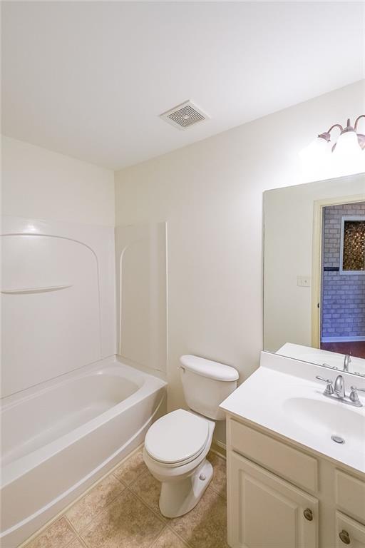 671 Village Field Ct