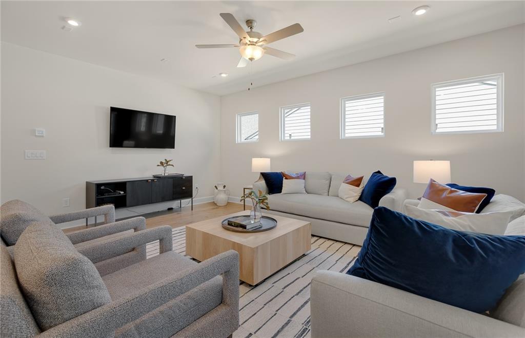 1011 Leeward Run Trail