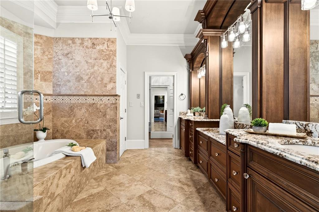 3014 Castle Pines Dr