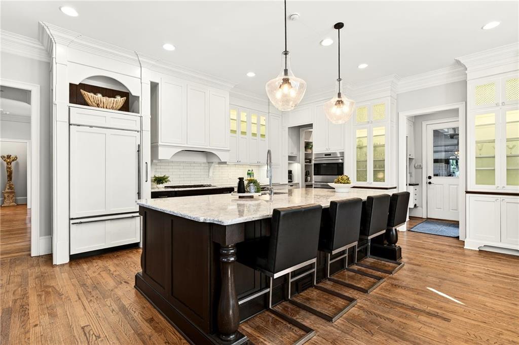 3014 Castle Pines Dr