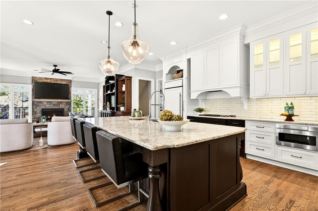 3014 Castle Pines Dr