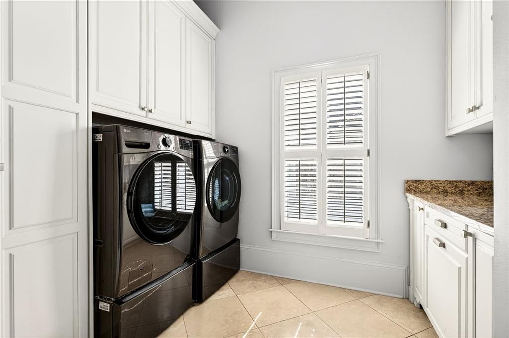 3014 Castle Pines Dr