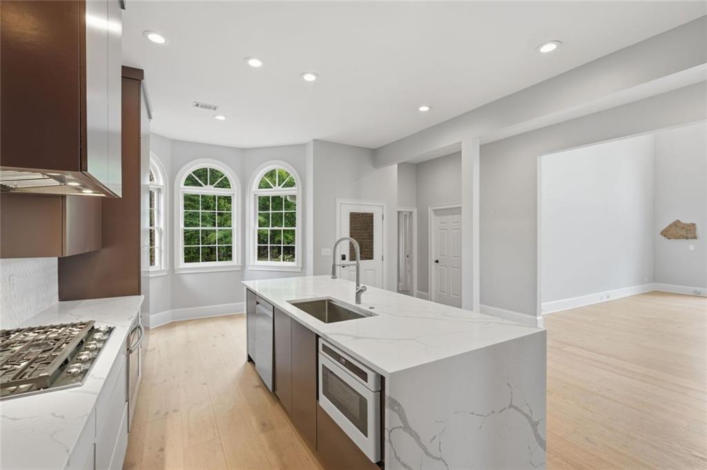 104 Oakland Hills Court