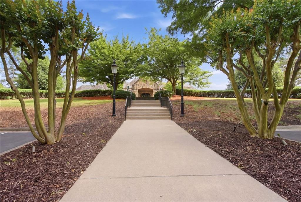 104 Oakland Hills Court