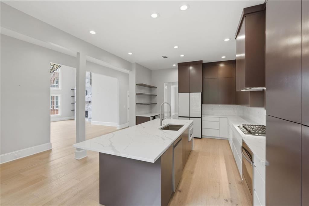 104 Oakland Hills Court