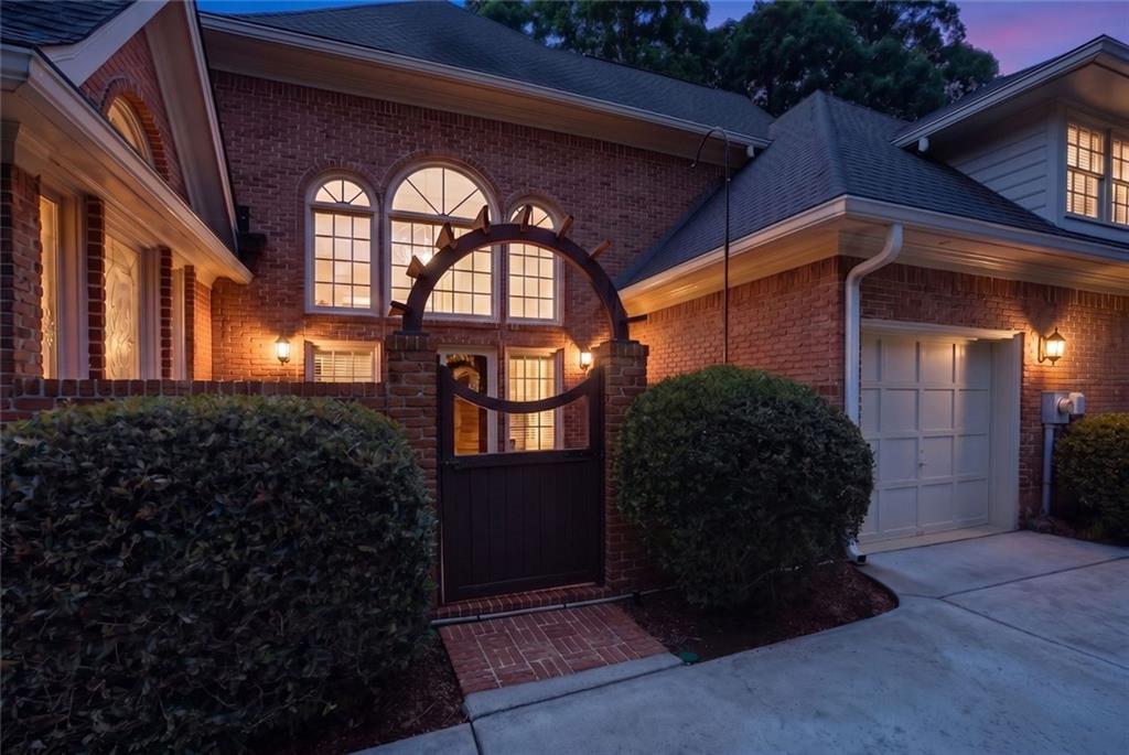 104 Oakland Hills Court