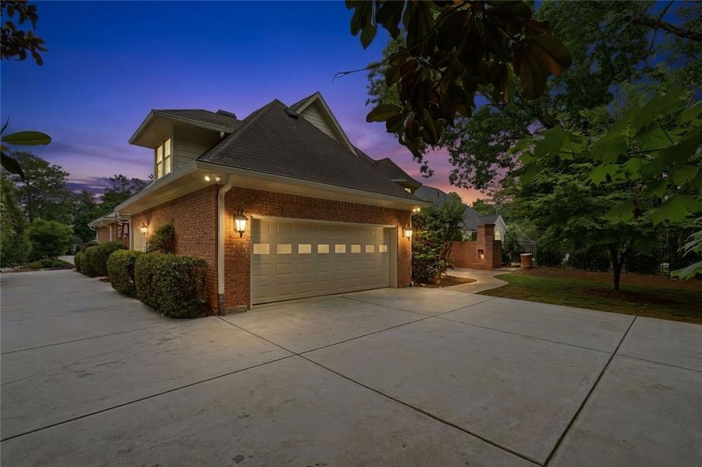 104 Oakland Hills Court