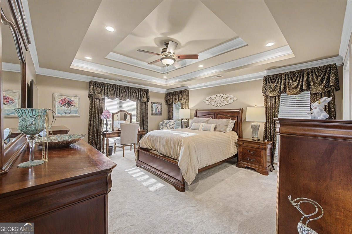 20 Lake Overlook Drive