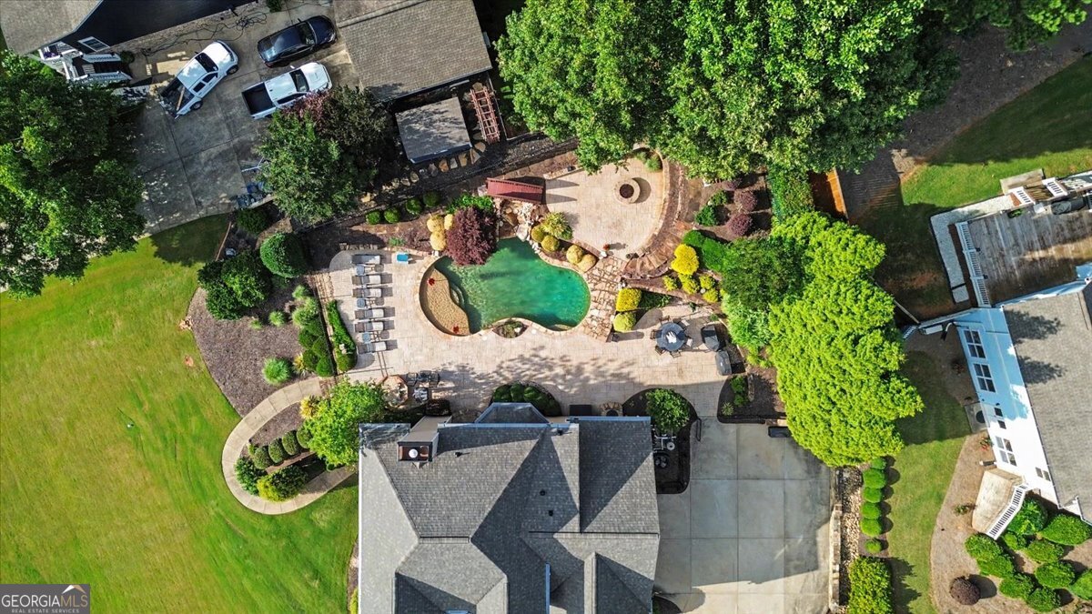 20 Lake Overlook Drive